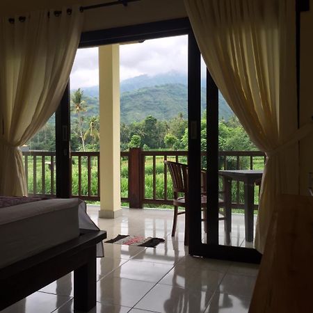 Tanaya Homestay アメッド エクステリア 写真